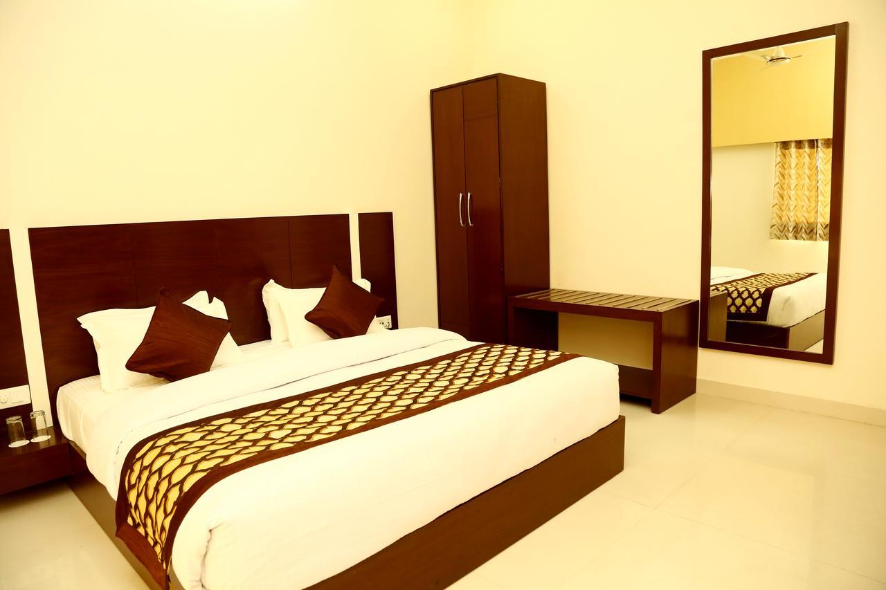 Hotel Royal Inn Chittorgarh Exteriör bild