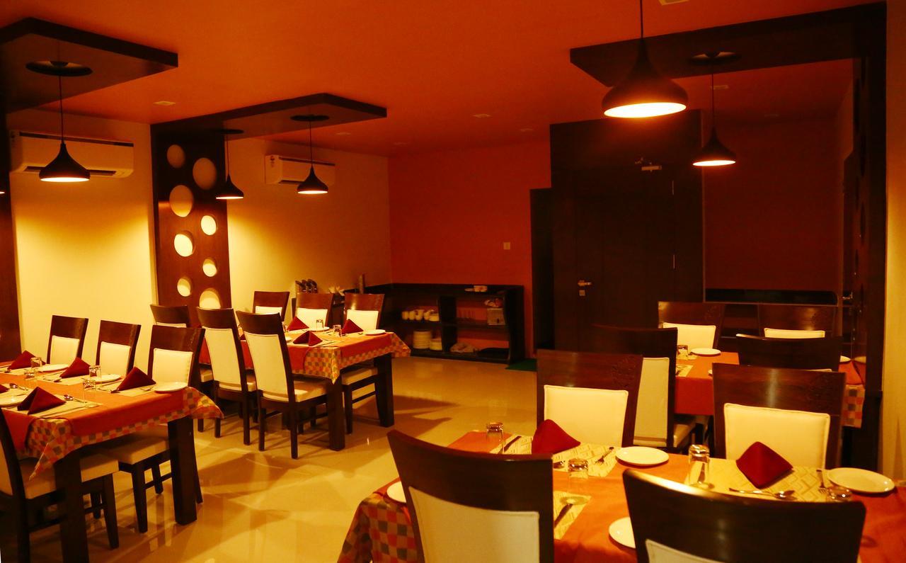 Hotel Royal Inn Chittorgarh Exteriör bild